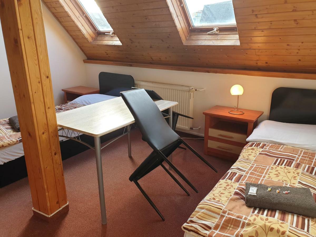 Apartmany Chodov Praga Habitación foto